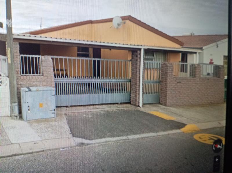 3 Bedroom Property for Sale in Portlands Western Cape